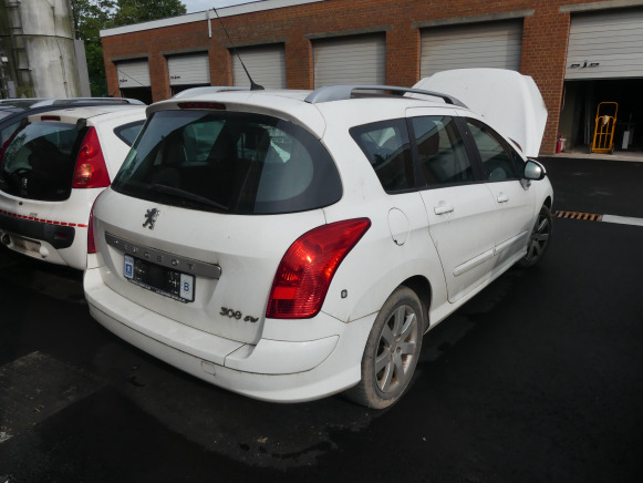 Voiture Peugeot 308 (2010-184.813 km) - 차량 : 사진 3 Voiture Peugeot 308 (2010-184.813 km) - 차량 : 사진 3