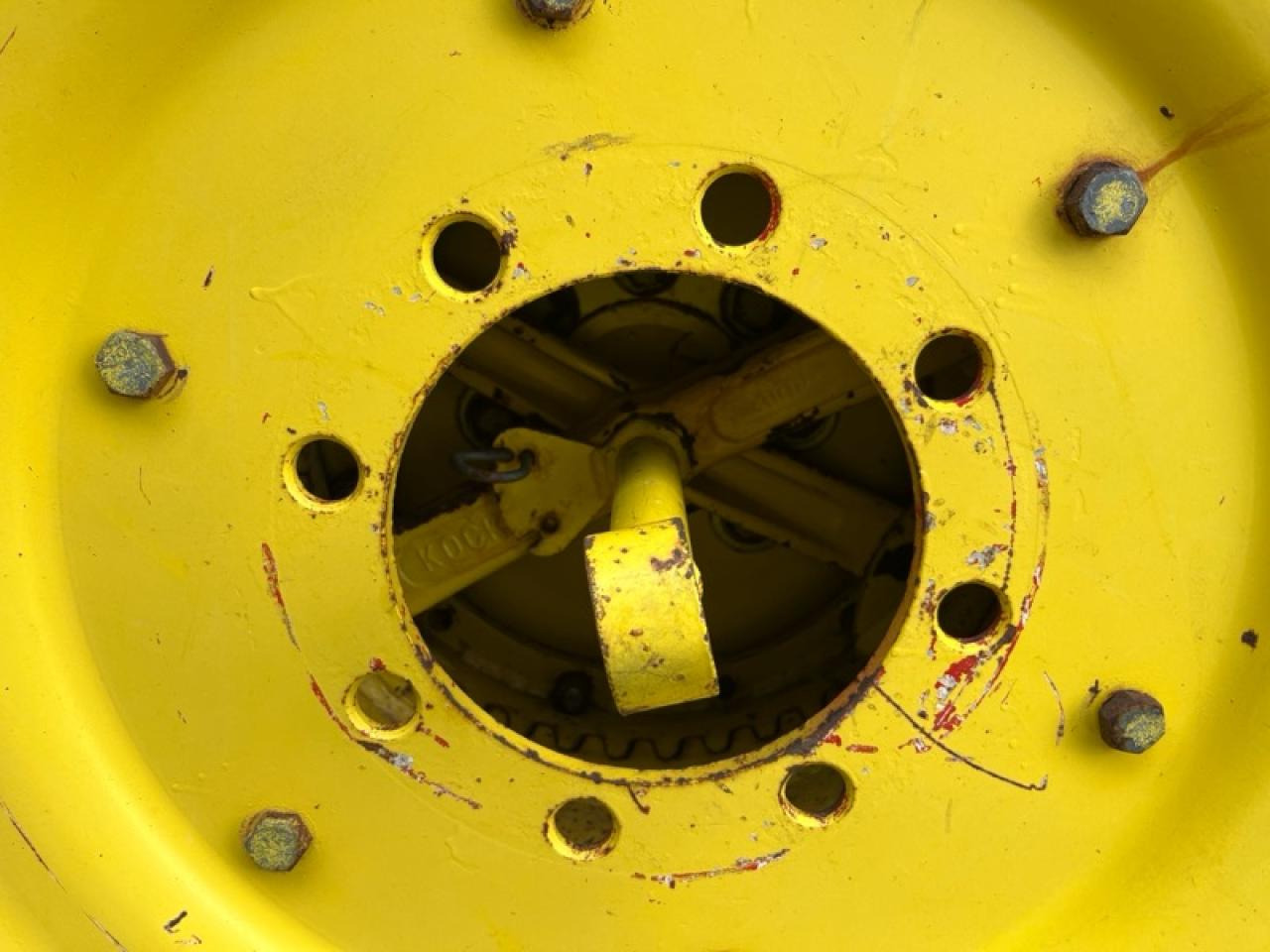 Alliance 13.6R48 inkl. KN Kupplung - 타이어 농업용 기계 용 : 사진 2 Alliance 13.6R48 inkl. KN Kupplung - 타이어 농업용 기계 용 : 사진 2