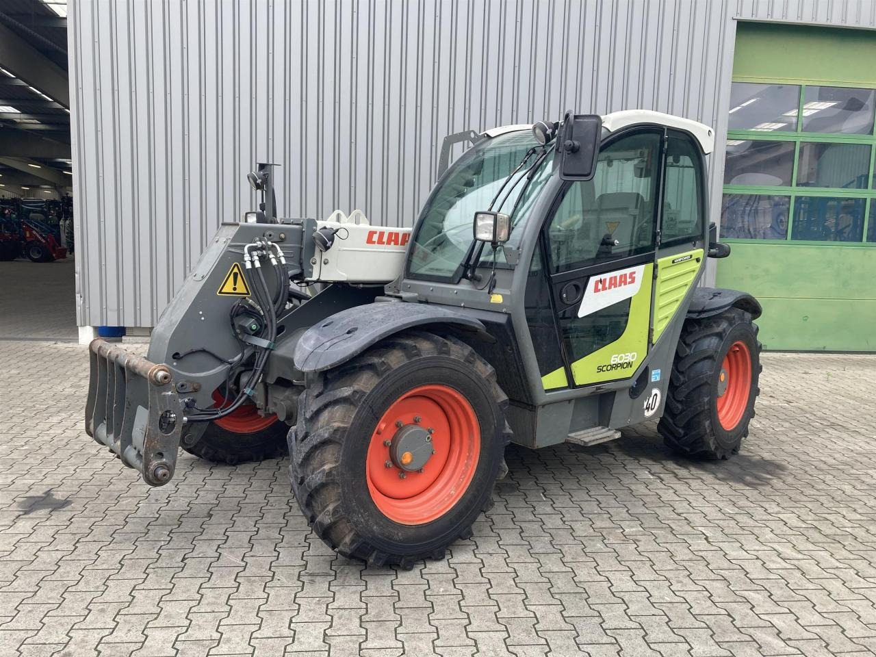 CLAAS 6030 Scorpion - 텔레스코픽 핸들러 : 사진 1 CLAAS 6030 Scorpion - 텔레스코픽 핸들러 : 사진 1