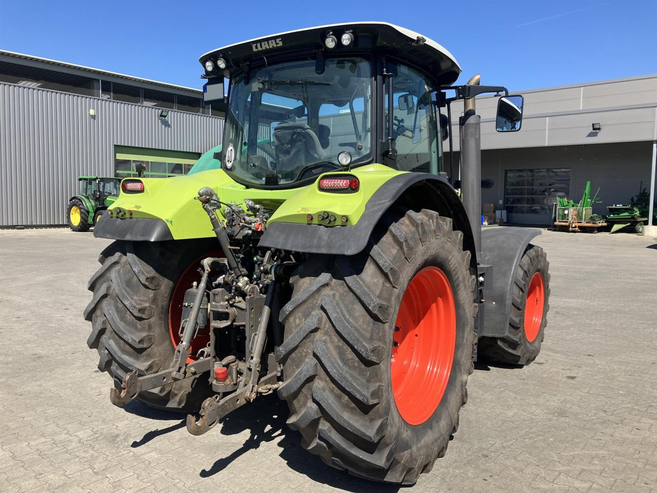 CLAAS Arion 640 - 장궤형 트랙터 : 사진 4 CLAAS Arion 640 - 장궤형 트랙터 : 사진 4