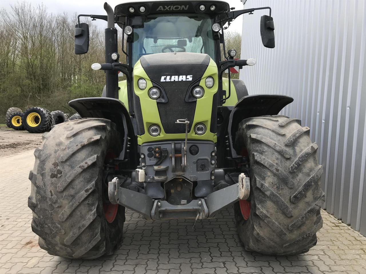 CLAAS Axion 870 - 장궤형 트랙터 : 사진 3 CLAAS Axion 870 - 장궤형 트랙터 : 사진 3