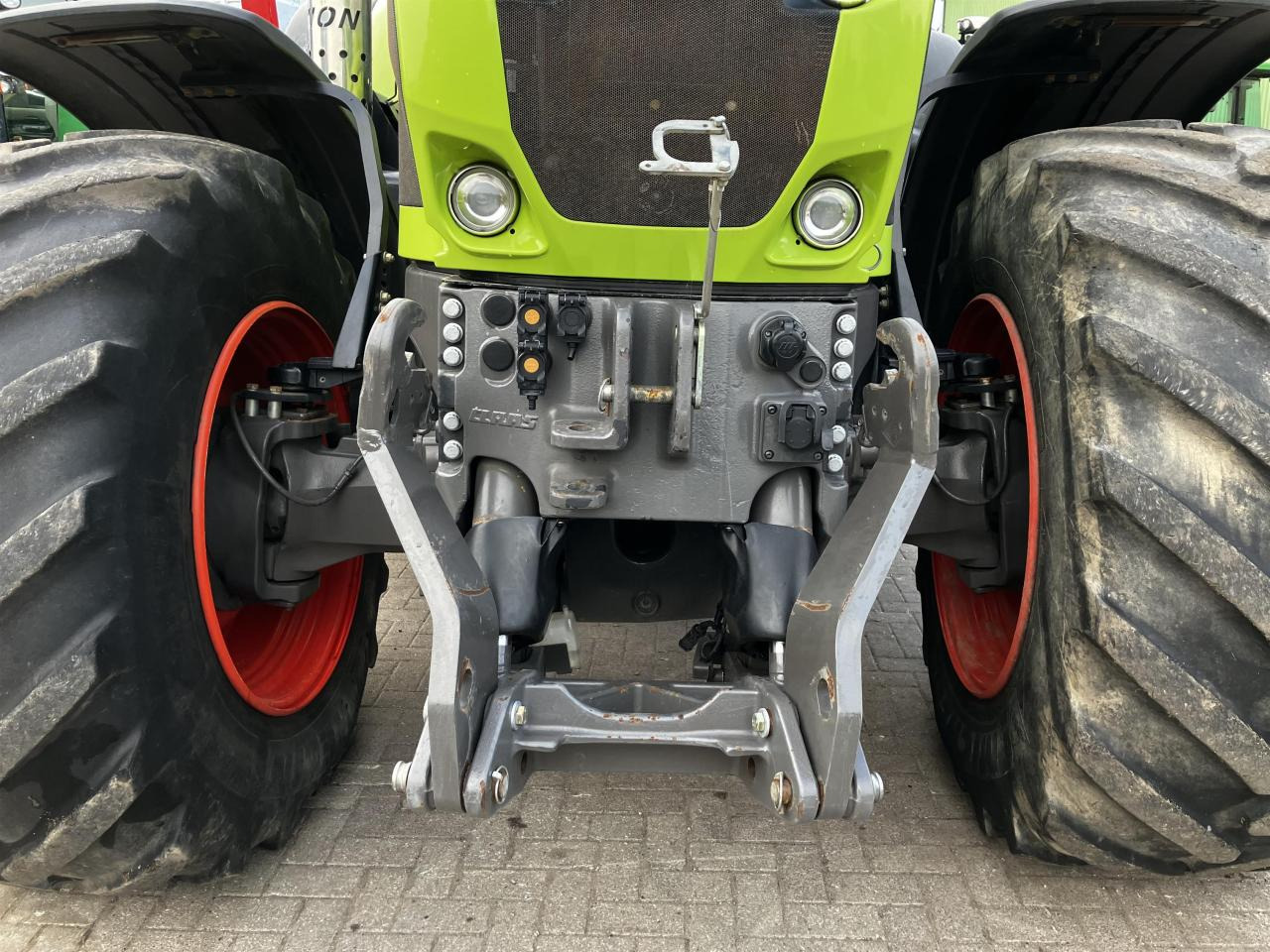 CLAAS Axion 950 - 장궤형 트랙터 : 사진 4 CLAAS Axion 950 - 장궤형 트랙터 : 사진 4