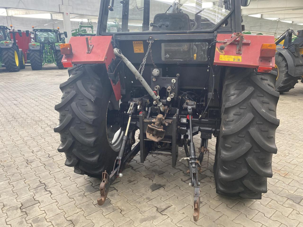 Case-IH 3230 - 장궤형 트랙터 : 사진 5 Case-IH 3230 - 장궤형 트랙터 : 사진 5