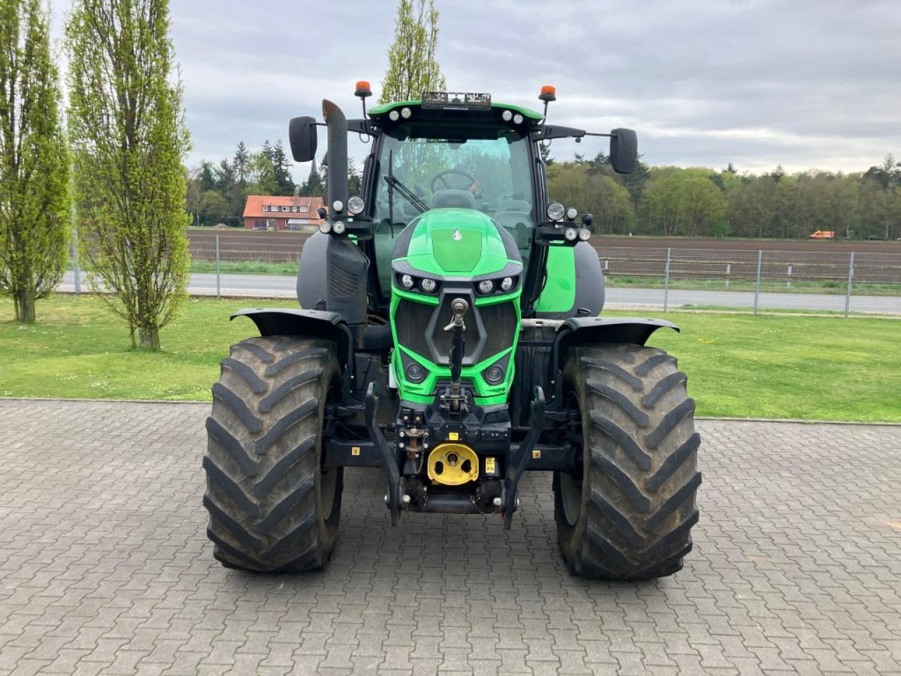 Deutz-Fahr 6215 TTV - 장궤형 트랙터 : 사진 5 Deutz-Fahr 6215 TTV - 장궤형 트랙터 : 사진 5