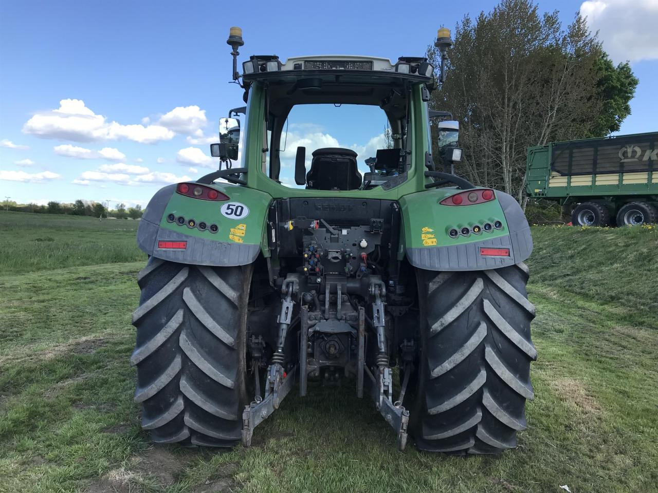 Fendt 724 Vario Profi Plus - 장궤형 트랙터 : 사진 3 Fendt 724 Vario Profi Plus - 장궤형 트랙터 : 사진 3