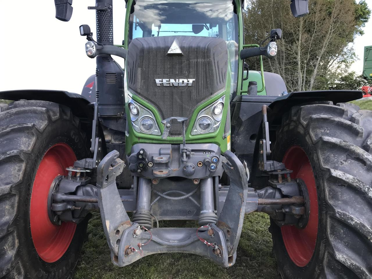 Fendt 724 Vario - 장궤형 트랙터 : 사진 4 Fendt 724 Vario - 장궤형 트랙터 : 사진 4