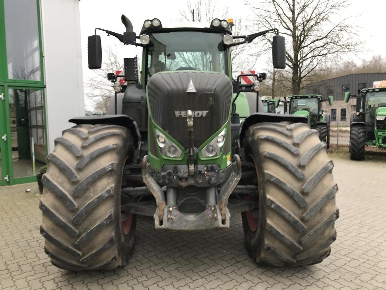 Fendt 933 Profi Plus - 장궤형 트랙터 : 사진 3 Fendt 933 Profi Plus - 장궤형 트랙터 : 사진 3