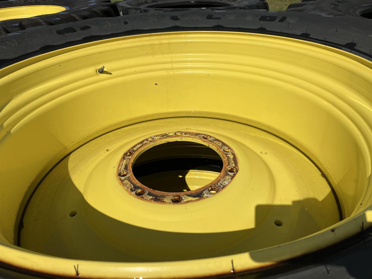 Firestone 710/70R42 - 타이어 농업용 기계 용 : 사진 4 Firestone 710/70R42 - 타이어 농업용 기계 용 : 사진 4