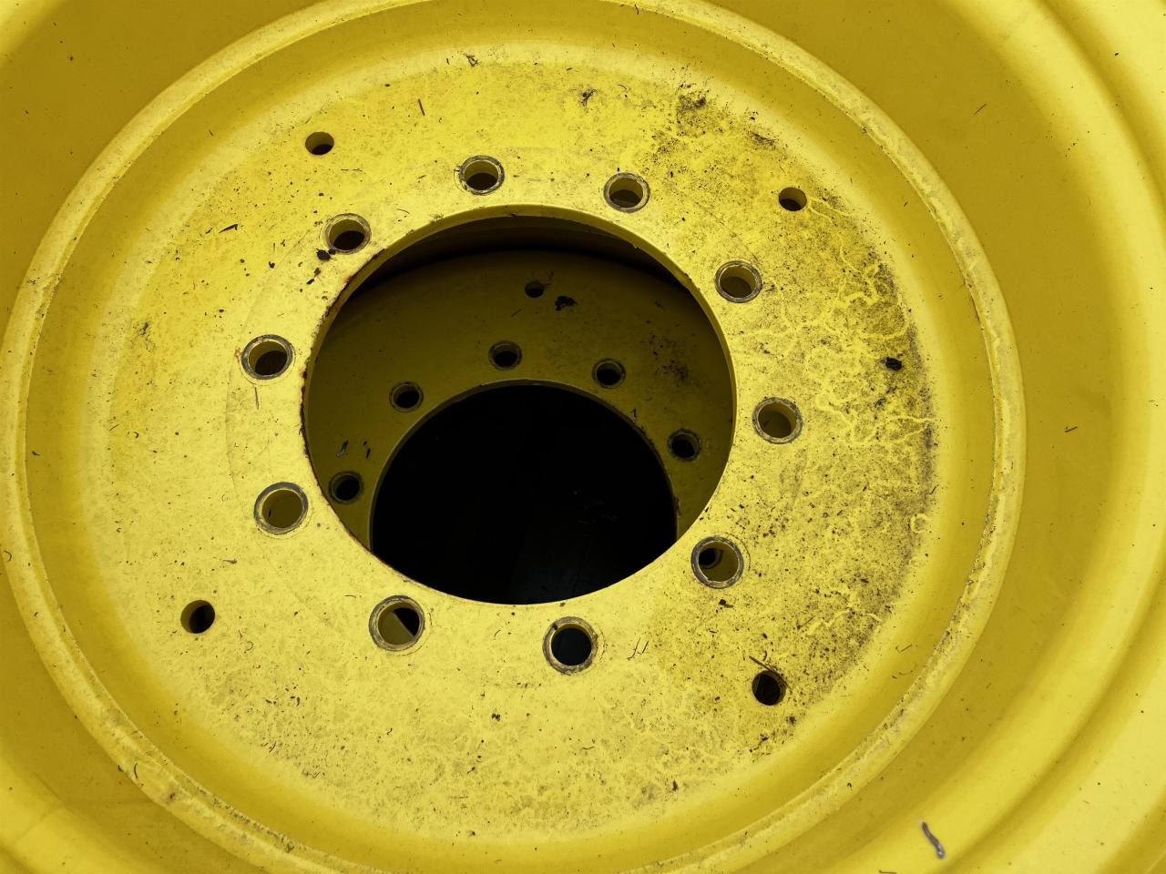 John Deere 15x28 - 타이어 농업용 기계 용 : 사진 4 John Deere 15x28 - 타이어 농업용 기계 용 : 사진 4