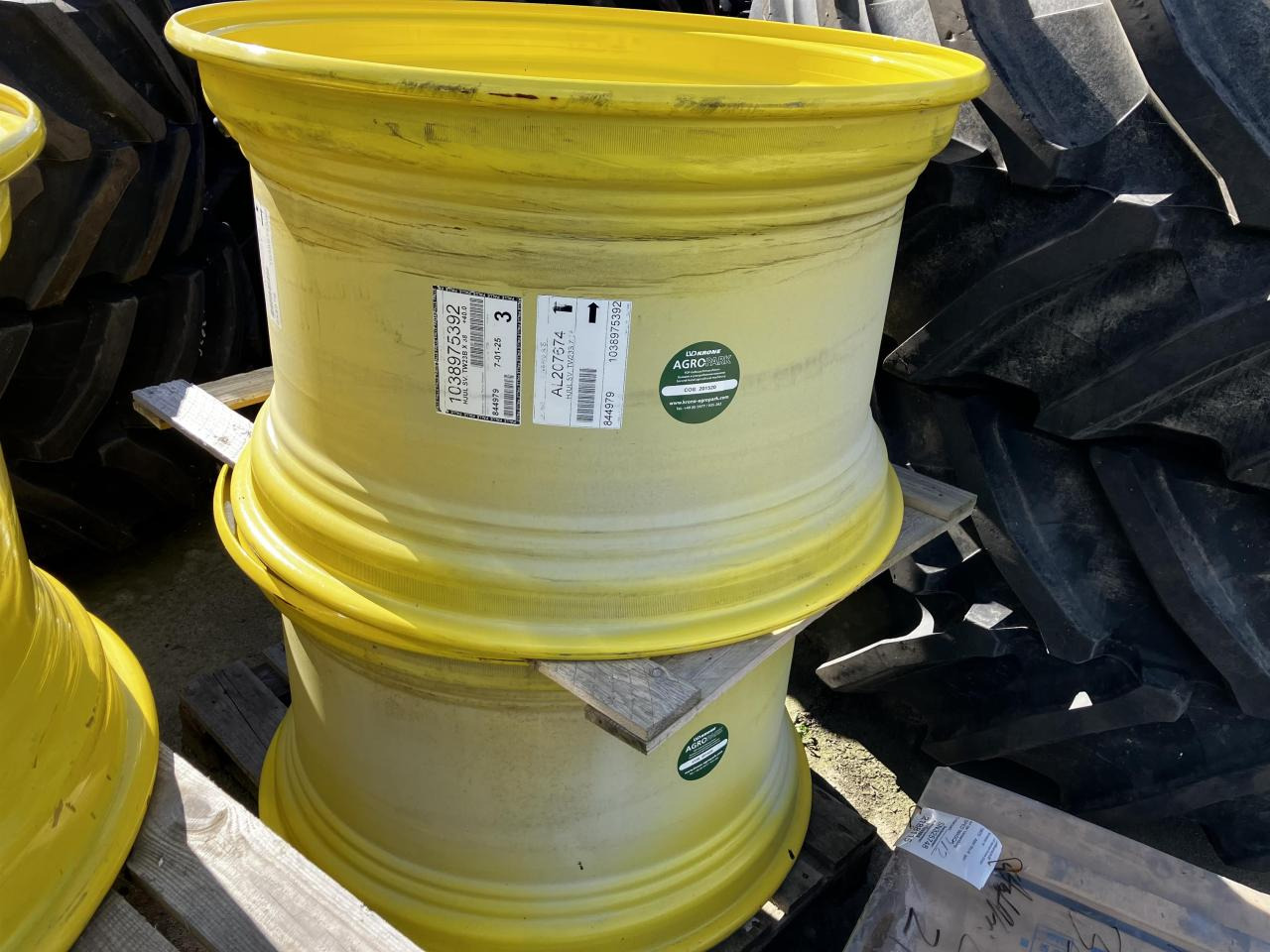 John Deere 23x38 - 타이어 농업용 기계 용 : 사진 1 John Deere 23x38 - 타이어 농업용 기계 용 : 사진 1