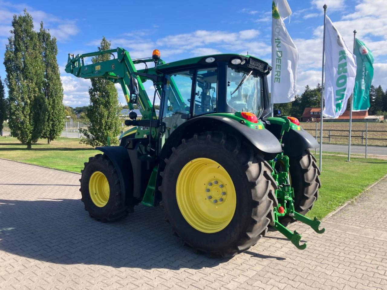 John Deere 6120M - 장궤형 트랙터 : 사진 4 John Deere 6120M - 장궤형 트랙터 : 사진 4