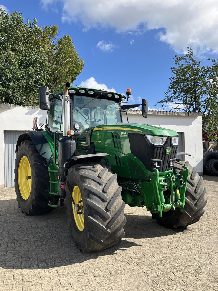 John Deere 6215R - 장궤형 트랙터 : 사진 4 John Deere 6215R - 장궤형 트랙터 : 사진 4