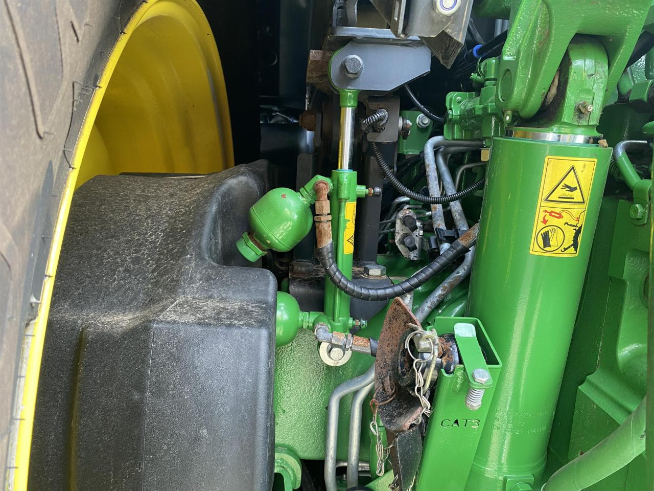 John Deere 6215R - 장궤형 트랙터 : 사진 5 John Deere 6215R - 장궤형 트랙터 : 사진 5