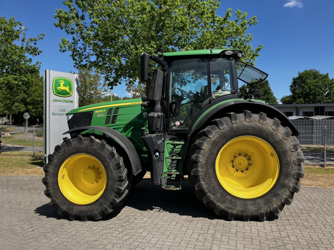 John Deere 6230R - 장궤형 트랙터 : 사진 1 John Deere 6230R - 장궤형 트랙터 : 사진 1