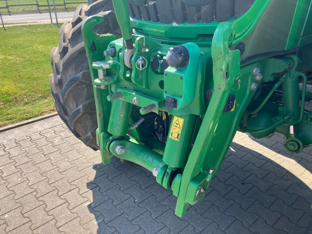 장궤형 트랙터 John Deere 6250R : 사진 10