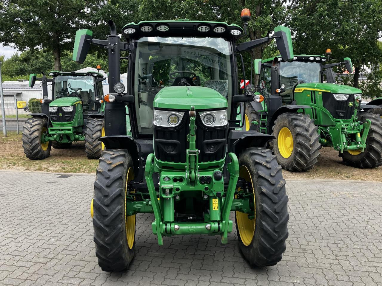 John Deere 6R 130 - 장궤형 트랙터 : 사진 3 John Deere 6R 130 - 장궤형 트랙터 : 사진 3