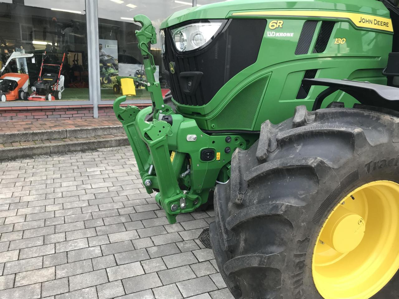 John Deere 6R 130 - 장궤형 트랙터 : 사진 4 John Deere 6R 130 - 장궤형 트랙터 : 사진 4