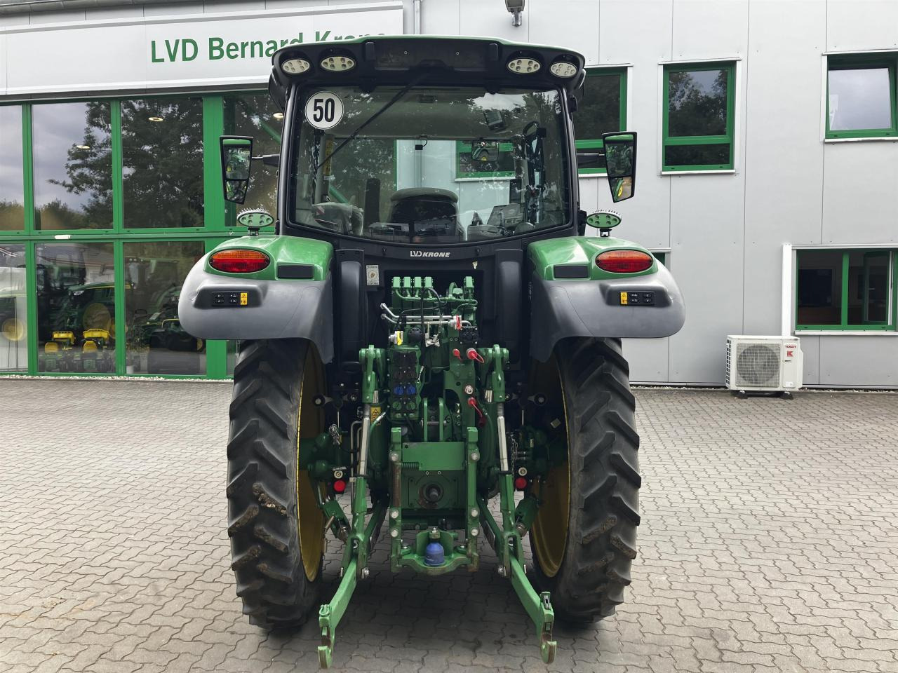 John Deere 6R 130 - 장궤형 트랙터 : 사진 5 John Deere 6R 130 - 장궤형 트랙터 : 사진 5