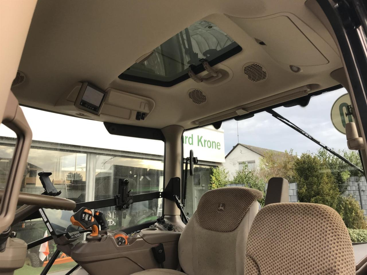 John Deere 6R 140 - 장궤형 트랙터 : 사진 3 John Deere 6R 140 - 장궤형 트랙터 : 사진 3