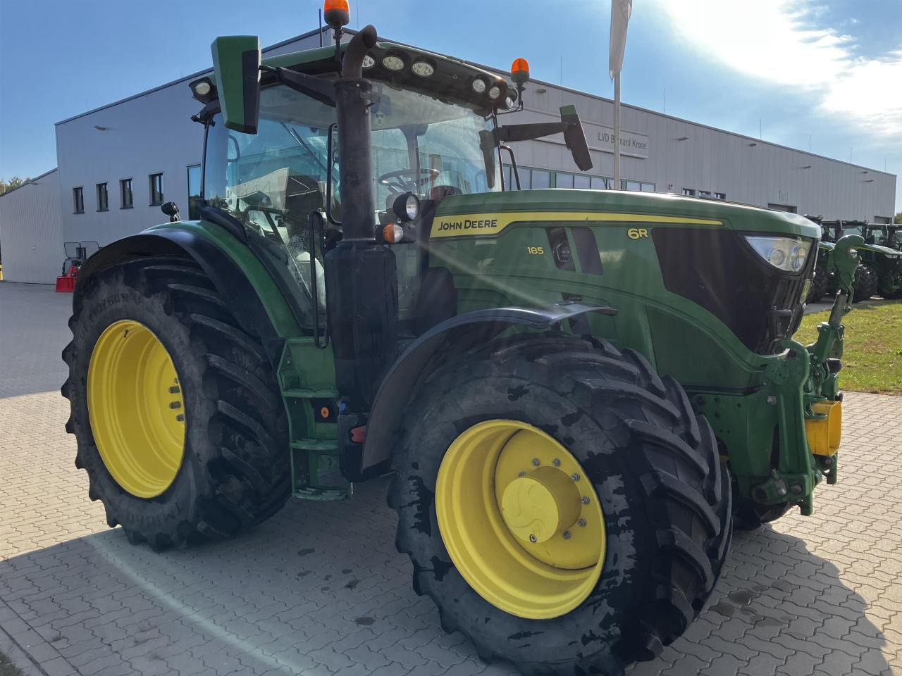 John Deere 6R 185 - 장궤형 트랙터 : 사진 2 John Deere 6R 185 - 장궤형 트랙터 : 사진 2