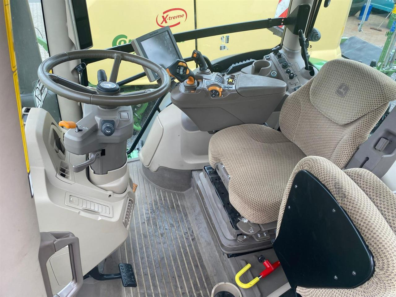 John Deere 6R 185 - 장궤형 트랙터 : 사진 5 John Deere 6R 185 - 장궤형 트랙터 : 사진 5