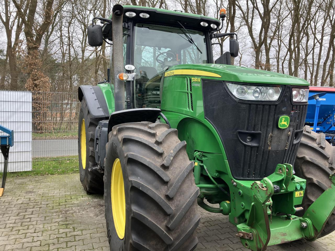 John Deere 7230R - 장궤형 트랙터 : 사진 2 John Deere 7230R - 장궤형 트랙터 : 사진 2
