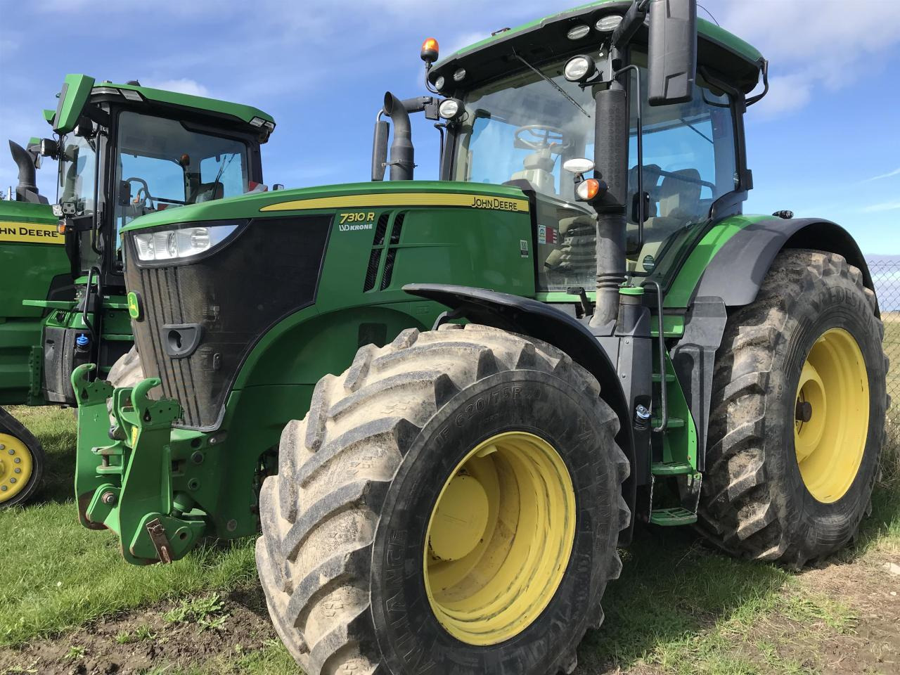 John Deere 7310R - 장궤형 트랙터 : 사진 1 John Deere 7310R - 장궤형 트랙터 : 사진 1
