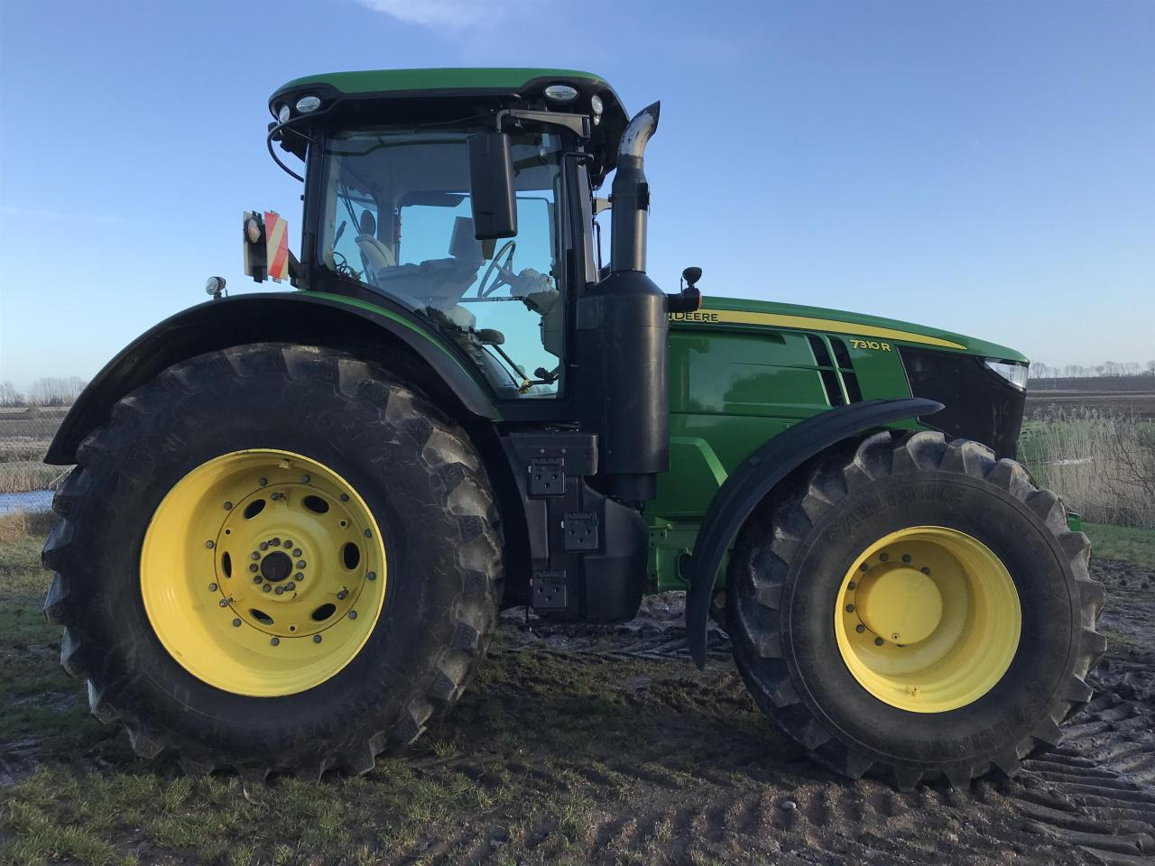 John Deere 7310R - 장궤형 트랙터 : 사진 1 John Deere 7310R - 장궤형 트랙터 : 사진 1