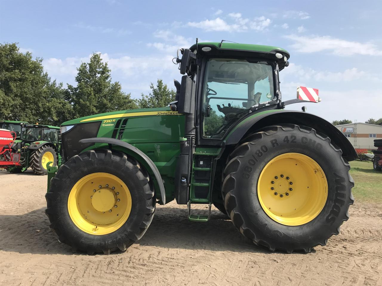 John Deere 7310R - 장궤형 트랙터 : 사진 1 John Deere 7310R - 장궤형 트랙터 : 사진 1