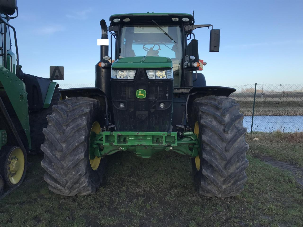 John Deere 7310R - 장궤형 트랙터 : 사진 3 John Deere 7310R - 장궤형 트랙터 : 사진 3