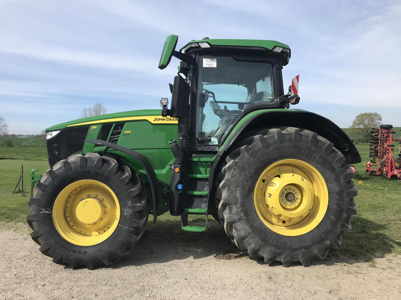 John Deere 7R 310 - 장궤형 트랙터 : 사진 1 John Deere 7R 310 - 장궤형 트랙터 : 사진 1