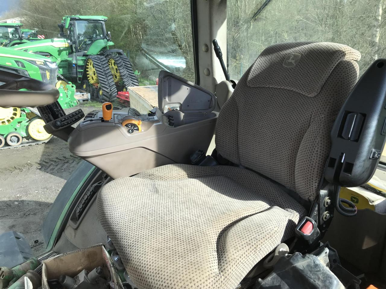 John Deere 8295R - 장궤형 트랙터 : 사진 5 John Deere 8295R - 장궤형 트랙터 : 사진 5