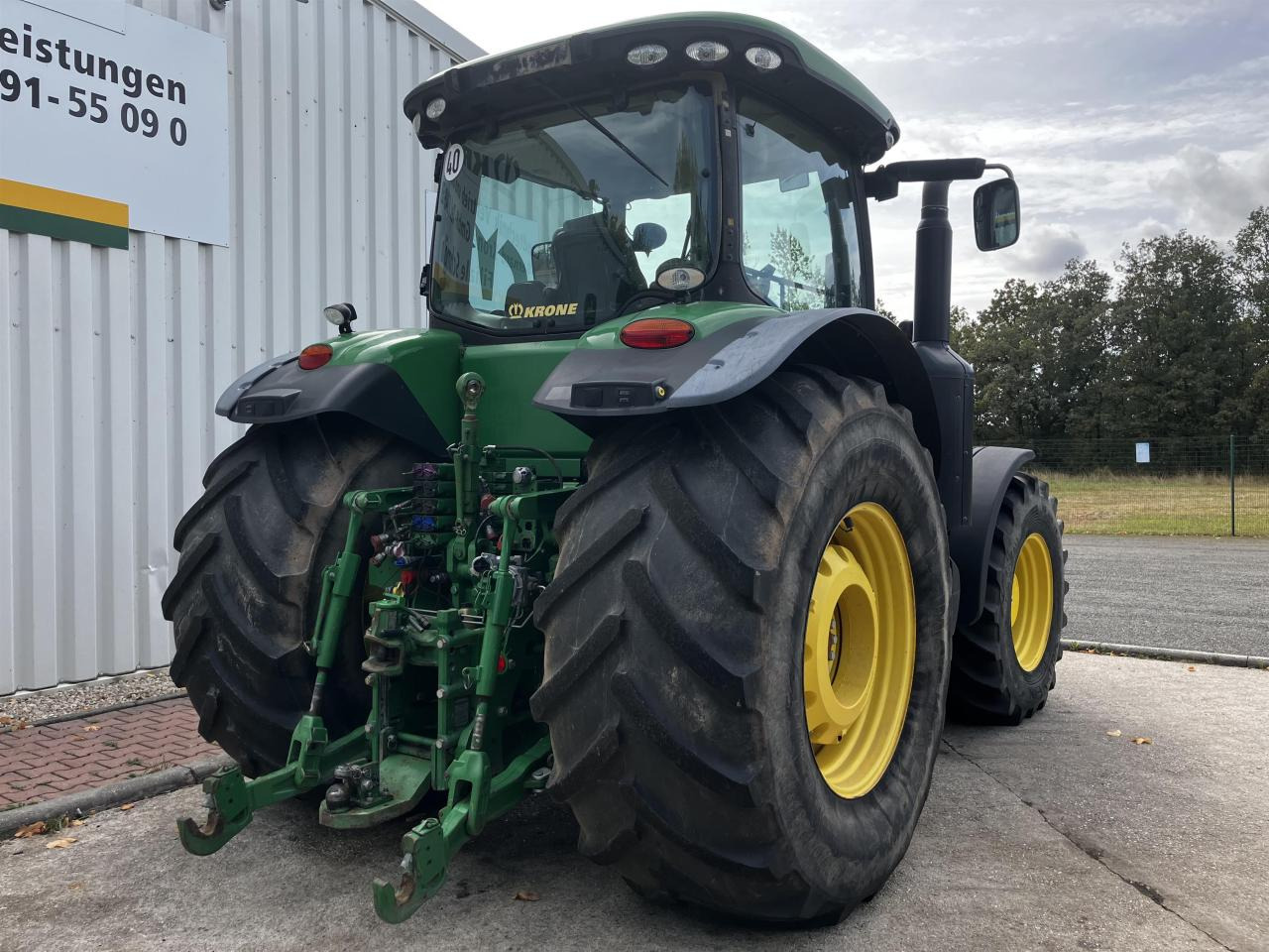 John Deere 8335R - 장궤형 트랙터 : 사진 5 John Deere 8335R - 장궤형 트랙터 : 사진 5