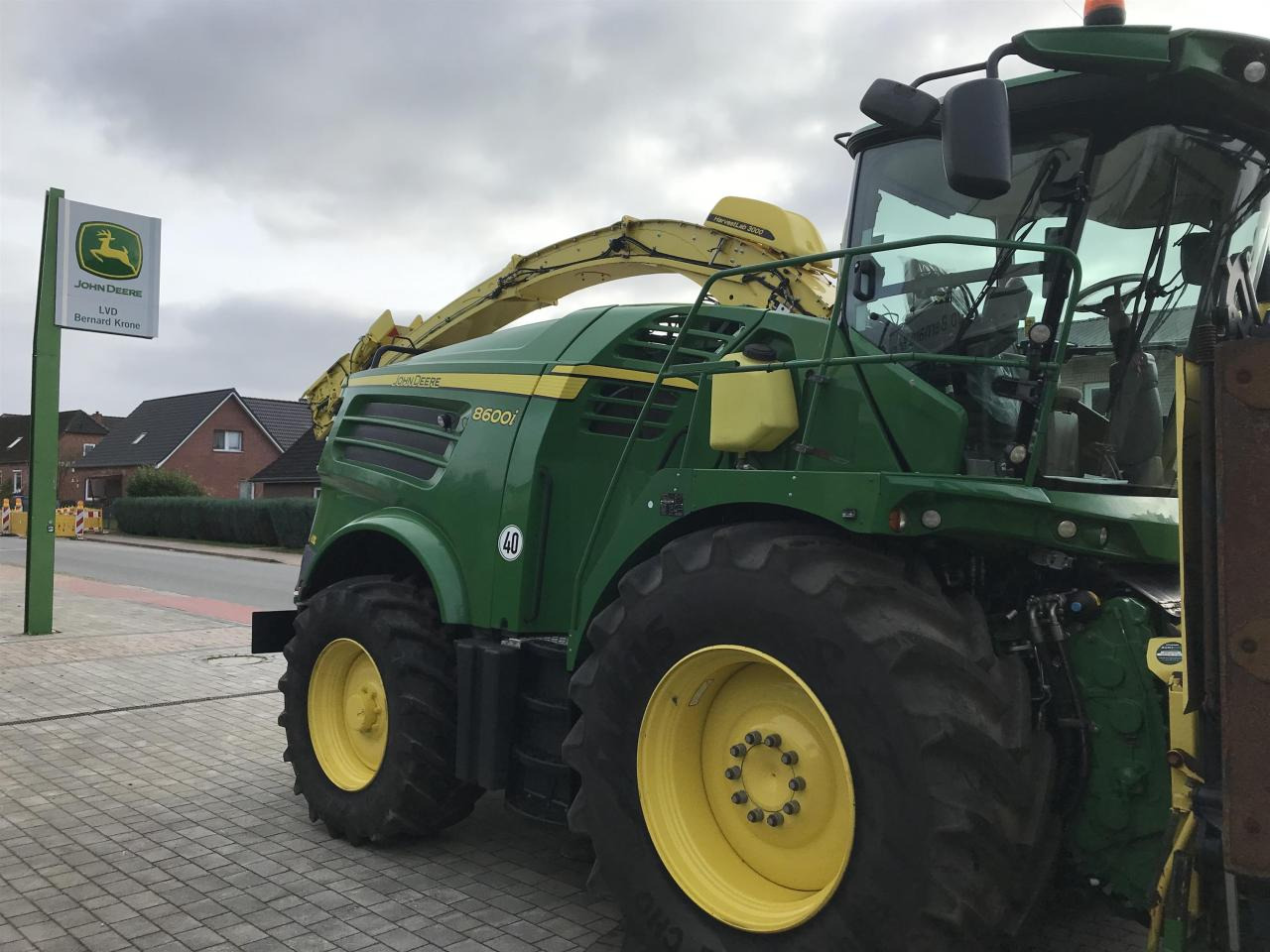 John Deere 8600 - 견인식 목초수확기 : 사진 2 John Deere 8600 - 견인식 목초수확기 : 사진 2