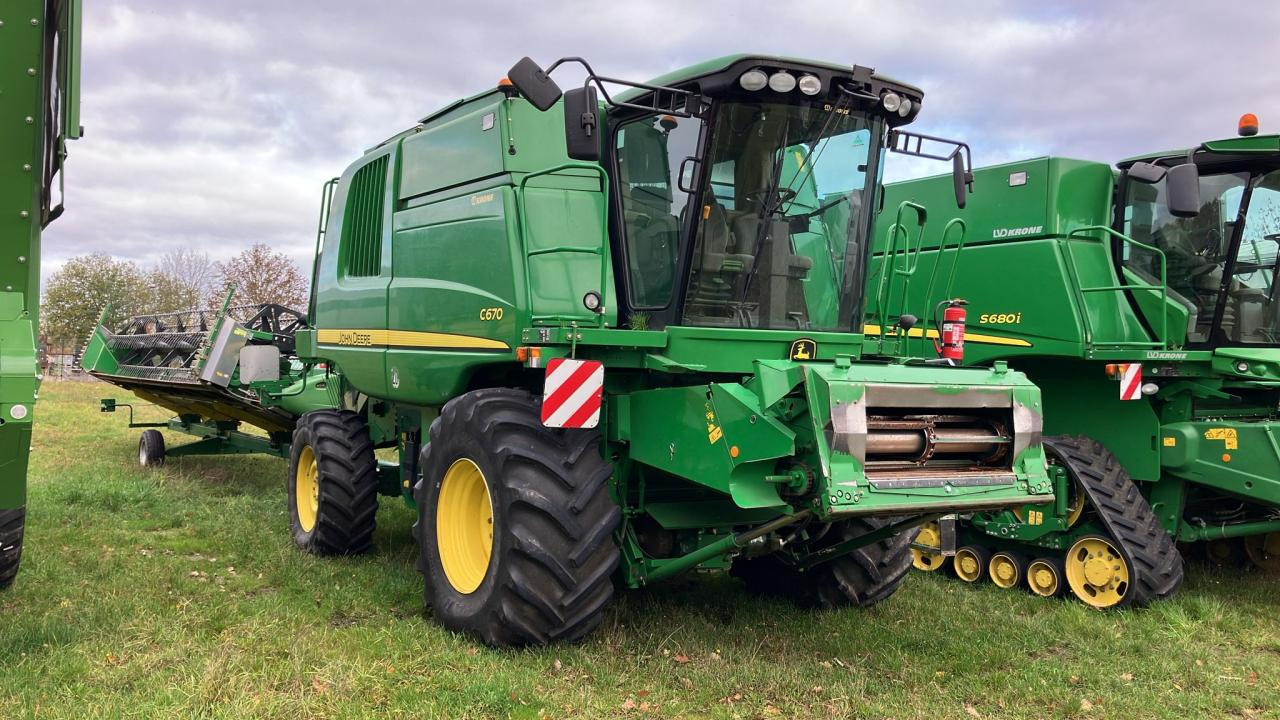 John Deere C 670 - 목초수확기 : 사진 1 John Deere C 670 - 목초수확기 : 사진 1