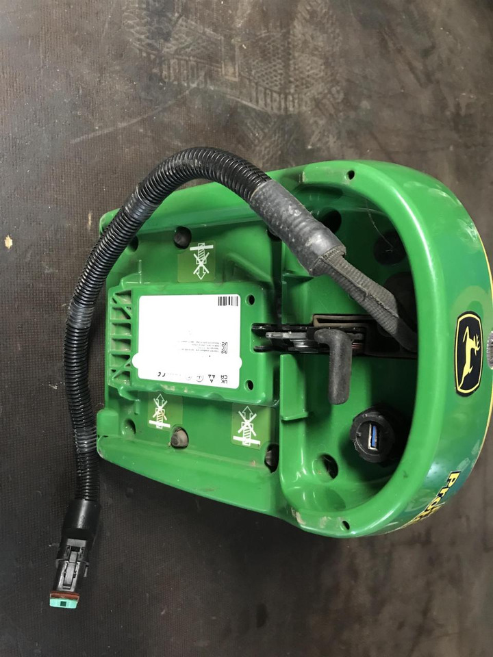 John Deere SF6000 - 내비게이션 시스템 농업용 기계 용 : 사진 5 John Deere SF6000 - 내비게이션 시스템 농업용 기계 용 : 사진 5