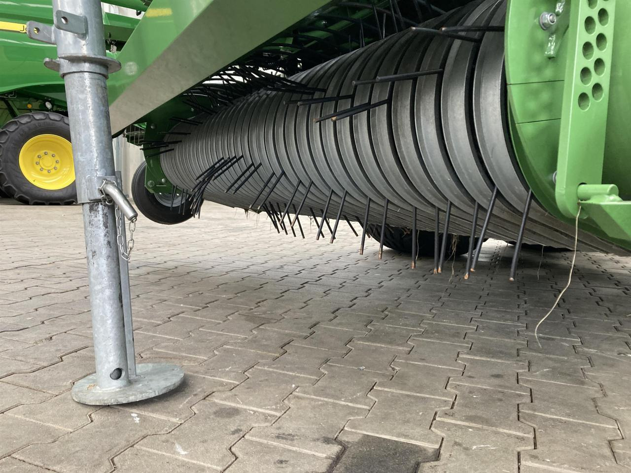 Krone CF 155 XC - 원형 베일러 : 사진 5 Krone CF 155 XC - 원형 베일러 : 사진 5