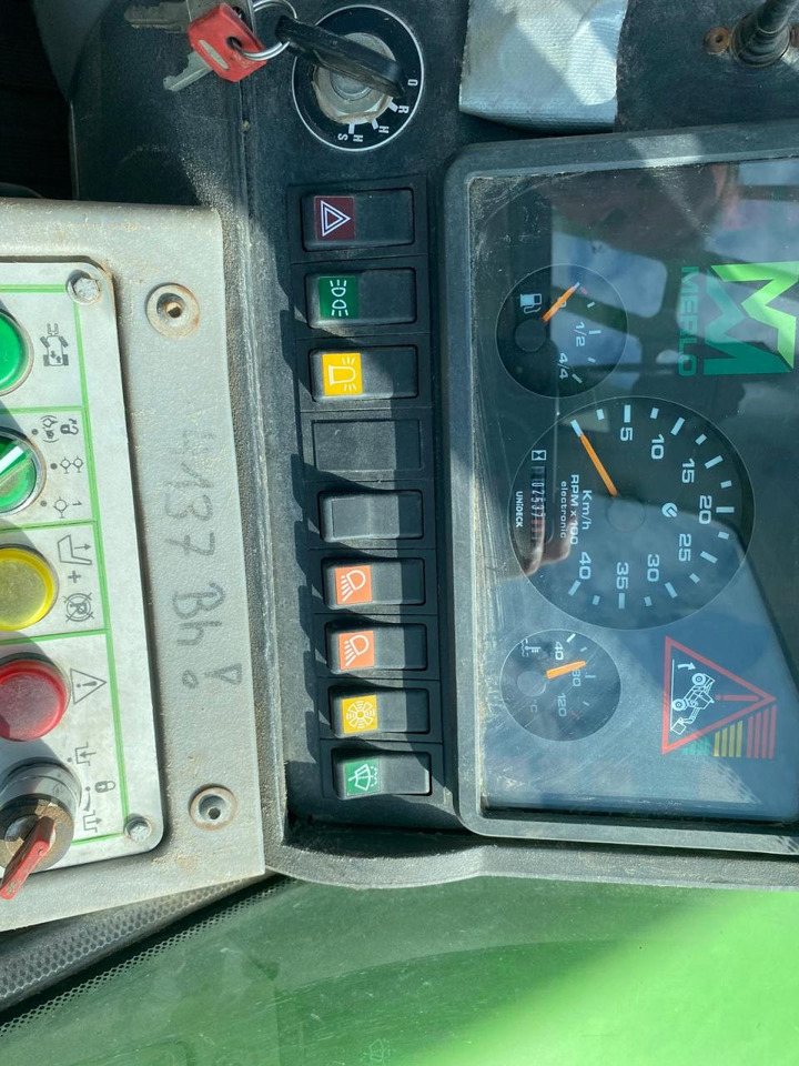 Merlo P 40.9 Plus - 텔레스코픽 핸들러 : 사진 4 Merlo P 40.9 Plus - 텔레스코픽 핸들러 : 사진 4