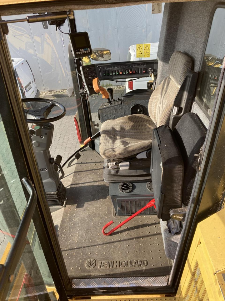 New Holland TX 65 Plus - 목초수확기 : 사진 4 New Holland TX 65 Plus - 목초수확기 : 사진 4