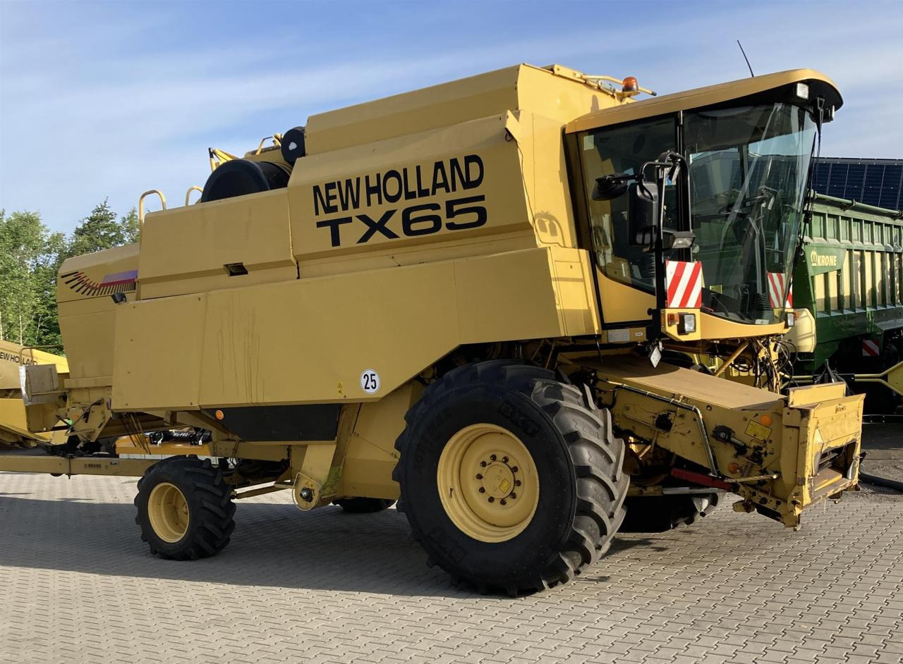 New Holland TX 65 Plus - 목초수확기 : 사진 2 New Holland TX 65 Plus - 목초수확기 : 사진 2