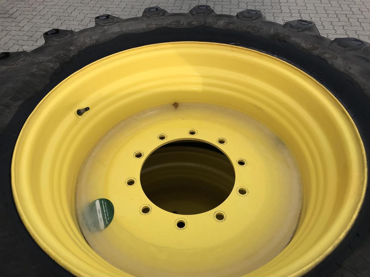 Trelleborg 540/65R30 - 타이어 농업용 기계 용 : 사진 4 Trelleborg 540/65R30 - 타이어 농업용 기계 용 : 사진 4