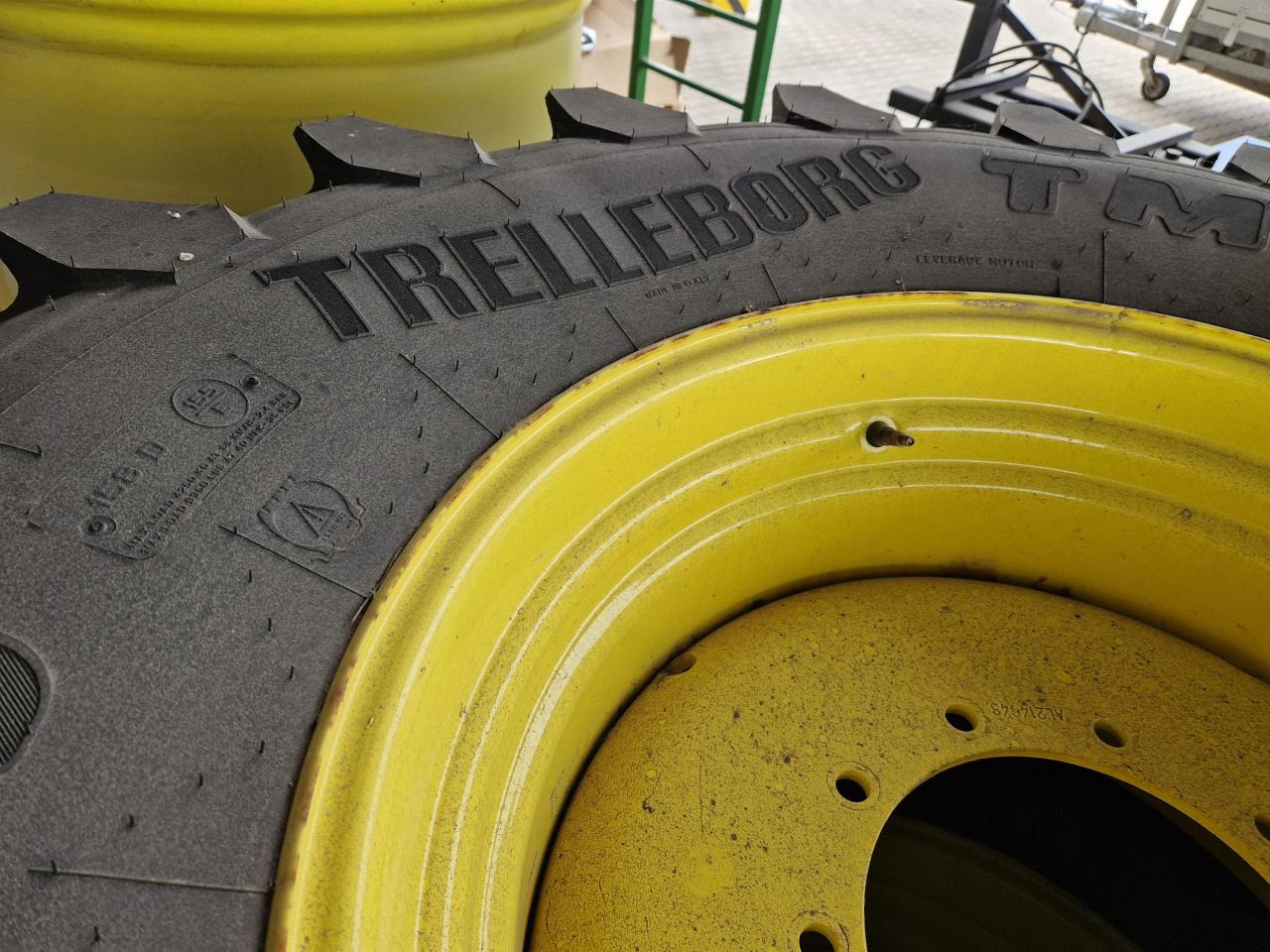 Trelleborg 600/70R30 - 타이어 농업용 기계 용 : 사진 2 Trelleborg 600/70R30 - 타이어 농업용 기계 용 : 사진 2
