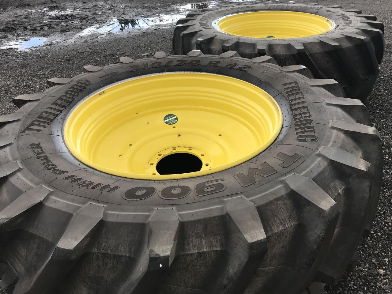 Trelleborg 710/70R42 - 타이어 농업용 기계 용 : 사진 1 Trelleborg 710/70R42 - 타이어 농업용 기계 용 : 사진 1