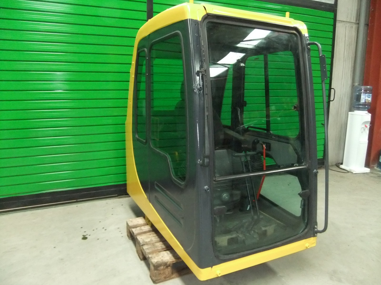 Cab EROPS KOMATSU PC340-6 - 운전실 건설기계 용 : 사진 4 Cab EROPS KOMATSU PC340-6 - 운전실 건설기계 용 : 사진 4
