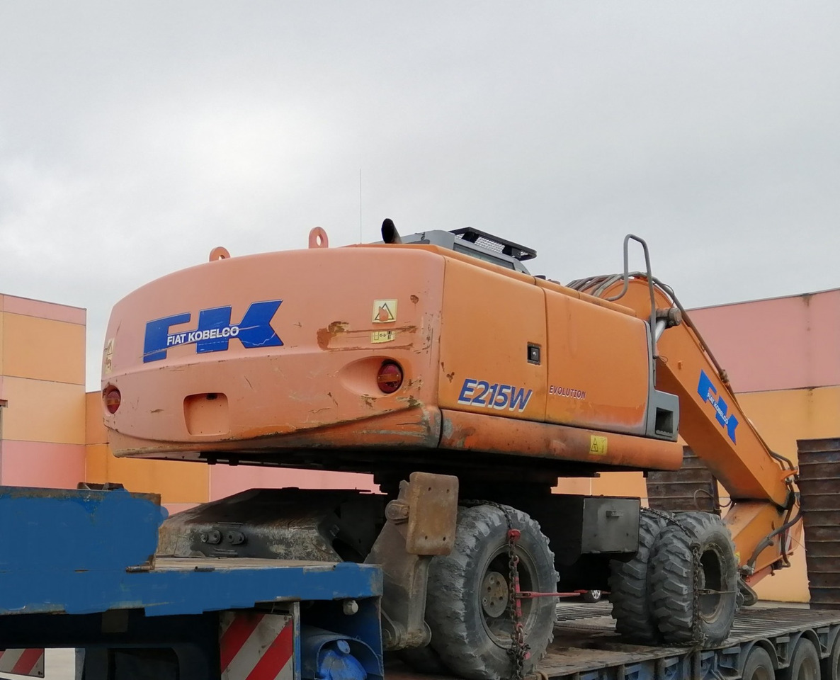 EXCABADORA DE RUEDAS E215W - 휠 굴삭기 : 사진 3 EXCABADORA DE RUEDAS E215W - 휠 굴삭기 : 사진 3