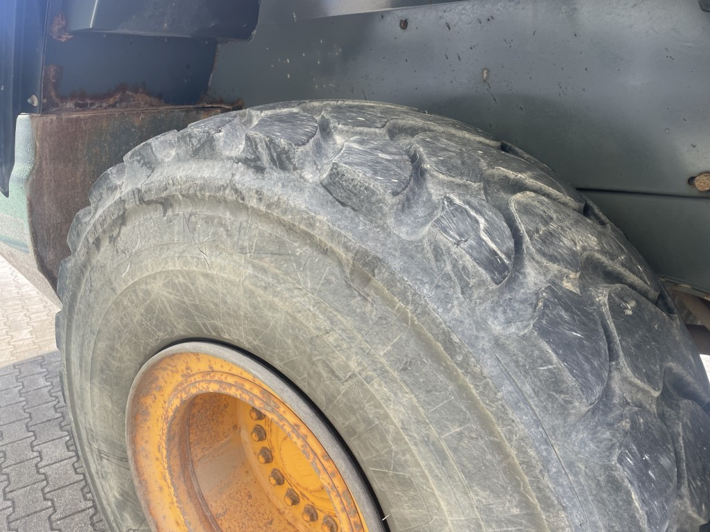 휠 로더 Liebherr L 576 : 사진 14 휠 로더 Liebherr L 576 : 사진 14