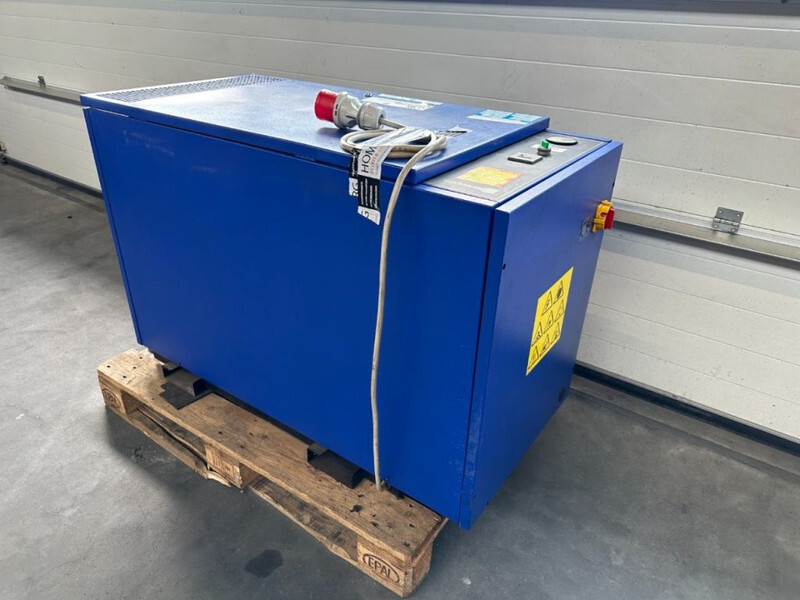 Airpress XA 900 Elektrische Zuigercompressor 5.5 kW 750 L / min 10 Bar - 공기 압축기 : 사진 1 Airpress XA 900 Elektrische Zuigercompressor 5.5 kW 750 L / min 10 Bar - 공기 압축기 : 사진 1