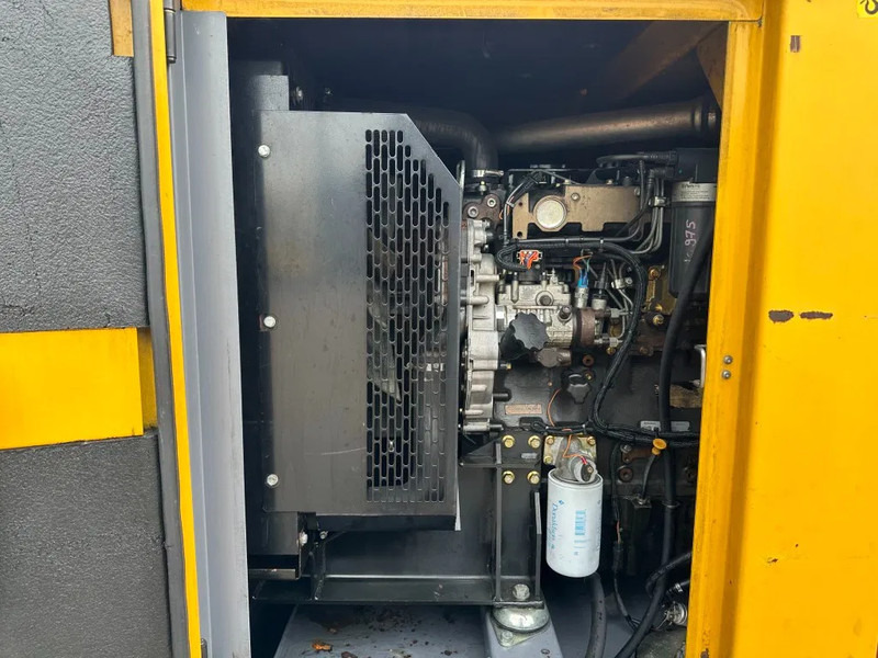 Atlas-Copco QAS 100 Perkins Leroy Somer 100 kVA Silent Rental generatorset - 발전기 세트 : 사진 4 Atlas-Copco QAS 100 Perkins Leroy Somer 100 kVA Silent Rental generatorset - 발전기 세트 : 사진 4