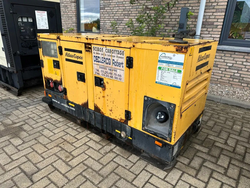 Atlas-Copco QAS 38 Yanmar Mecc Alte Spa 40 kVA Silent generatorset - 발전기 세트 : 사진 4 Atlas-Copco QAS 38 Yanmar Mecc Alte Spa 40 kVA Silent generatorset - 발전기 세트 : 사진 4