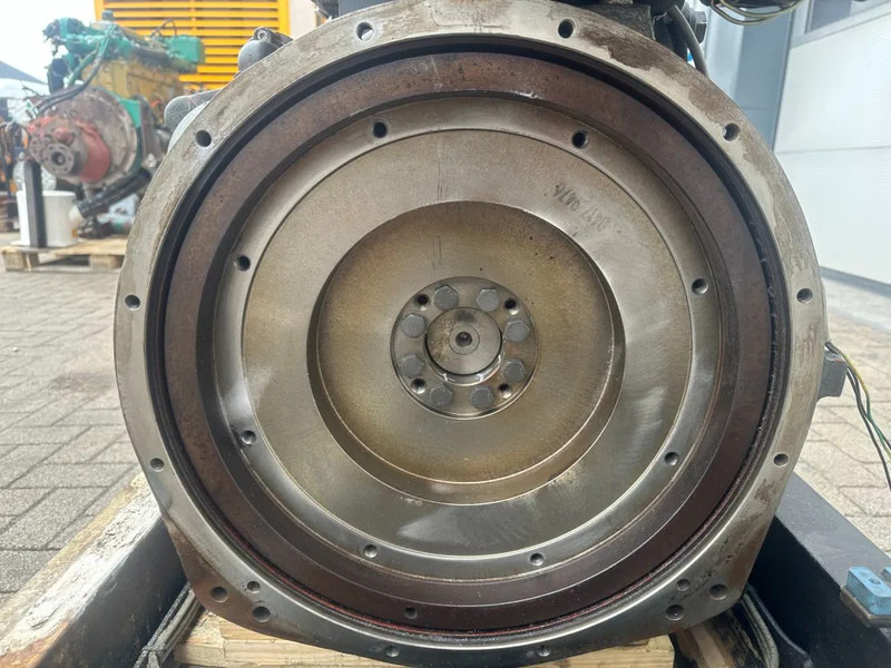 Deutz F4M 2011 Diesel motor 30 kW 39 PK bij 1500 rpm as New ! - 엔진 자재 취급 장비 용 : 사진 5 Deutz F4M 2011 Diesel motor 30 kW 39 PK bij 1500 rpm as New ! - 엔진 자재 취급 장비 용 : 사진 5